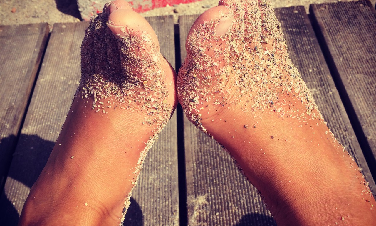 Footselfie Footselfie